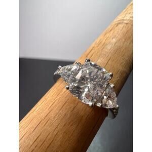 White cubic zirconia platinum over sterling silver ring size 9